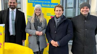 Kreisverband sammelt Unterschriften für das Volksbegehren &quot;XXL-Landtag verhindern&quot;